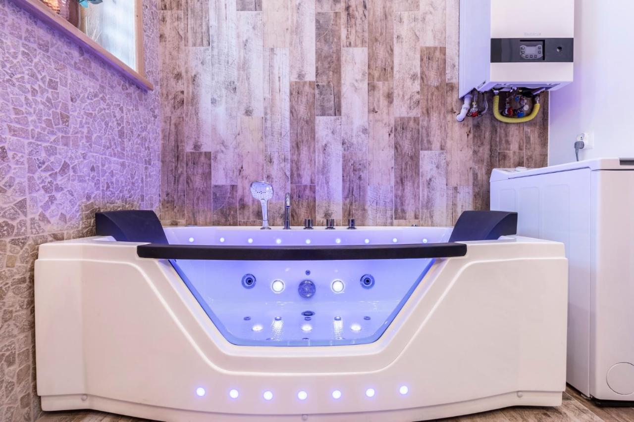 Апартаменты Bunia W Zakopanem Z Jacuzzi Экстерьер фото